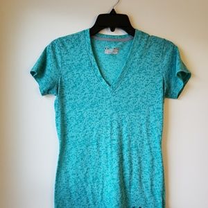 Women's Umder Armour workout Tshirt